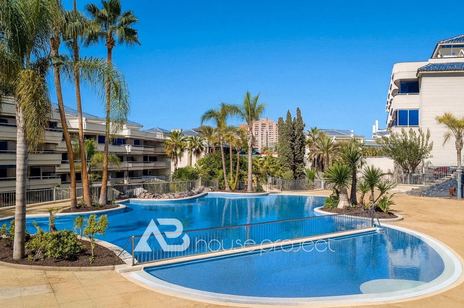 3 soveværelse Lejlighed til salg i Arona med swimmingpool garage - € 599.000 (Ref: 9626140)