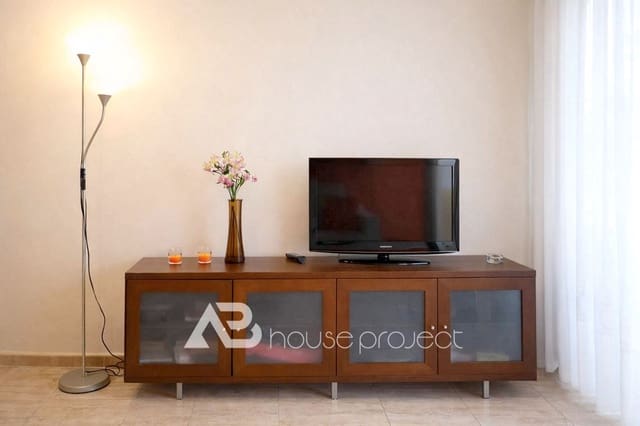 2 makuuhuone Asunto myytävänä paikassa Playa de las Americas, Arona mukana uima-altaan 
autotalli - 399 000 € (Ref: 9626145)