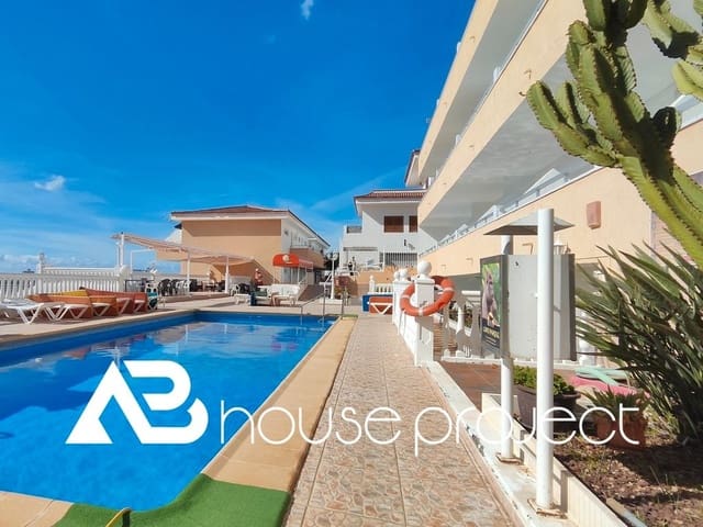 Studio for sale in San Eugenio Alto, Adeje with pool - € 239,000 (Ref: 9626403)