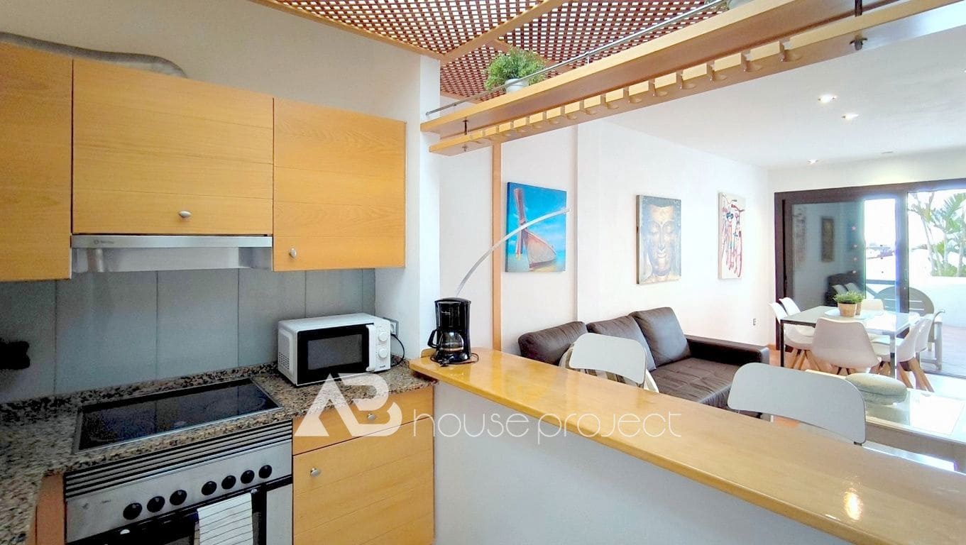 3 bedroom Flat for sale in Adeje with pool - € 425,000 (Ref: 9626406)