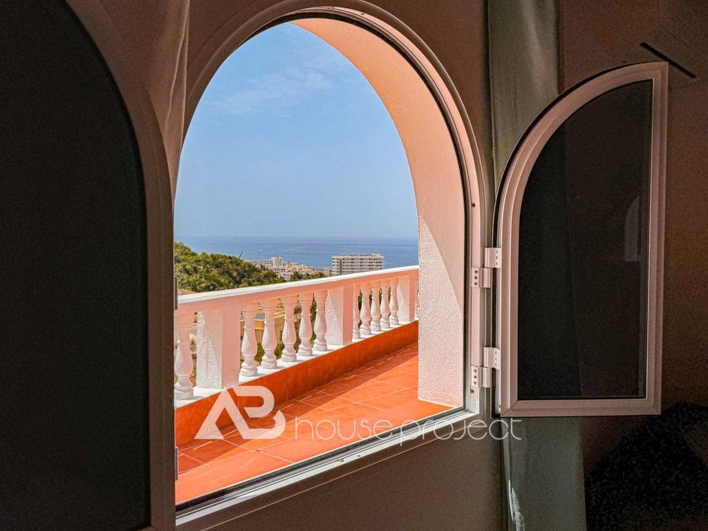 3 soverom Villa til salgs i Adeje med svømmebasseng garasje - € 885 000 (Ref: 9626411)