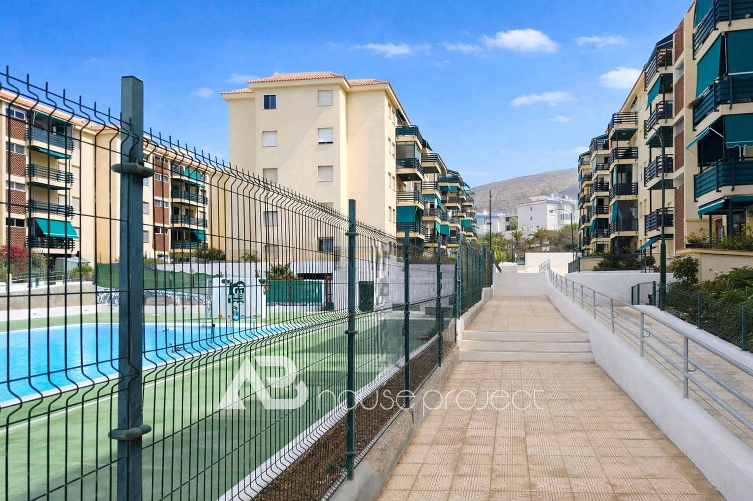 3 chambre Appartement à vendre à Arona avec piscine garage - 410 000 € (Ref: 9629459)