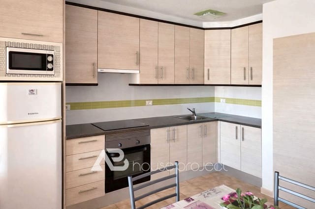 1 slaapkamer Flat te koop in Los Cristianos, Arona met zwembad garage - € 285.000 (Ref: 9653063)