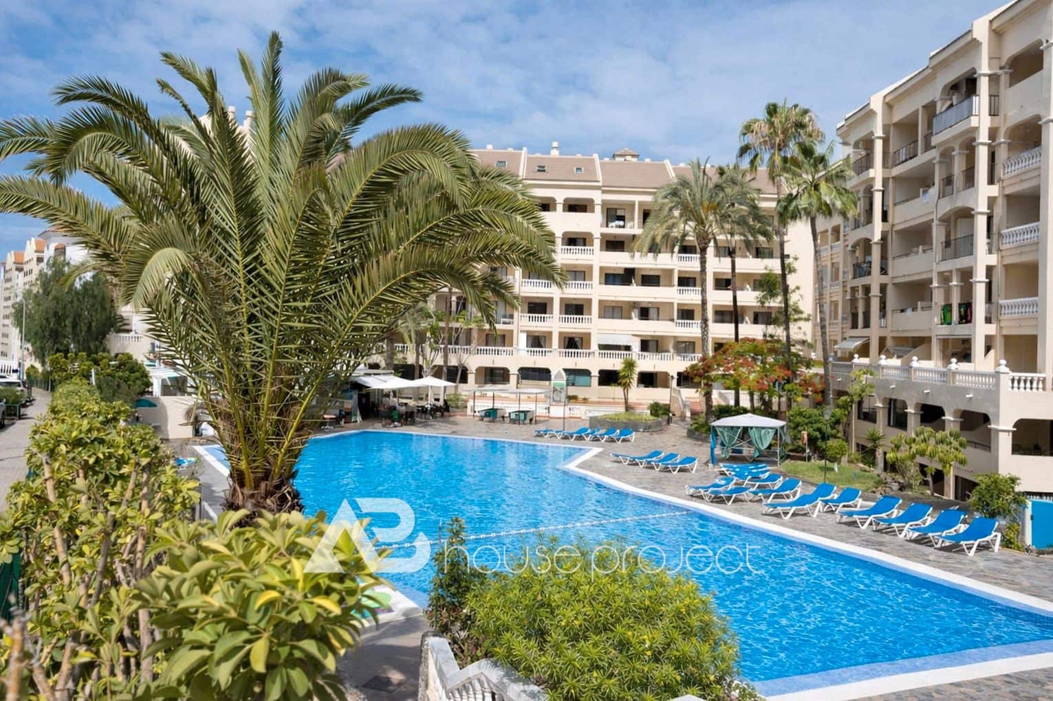 1 slaapkamer Flat te koop in Arona met zwembad garage - € 285.000 (Ref: 9653063)