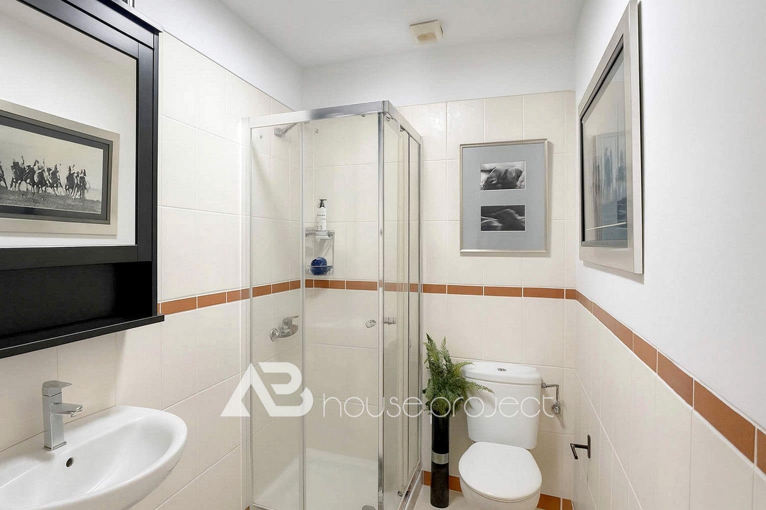 Piso de 2 habitaciones en Arona en venta con piscina garaje - 354.900 € (Ref: 9688648)