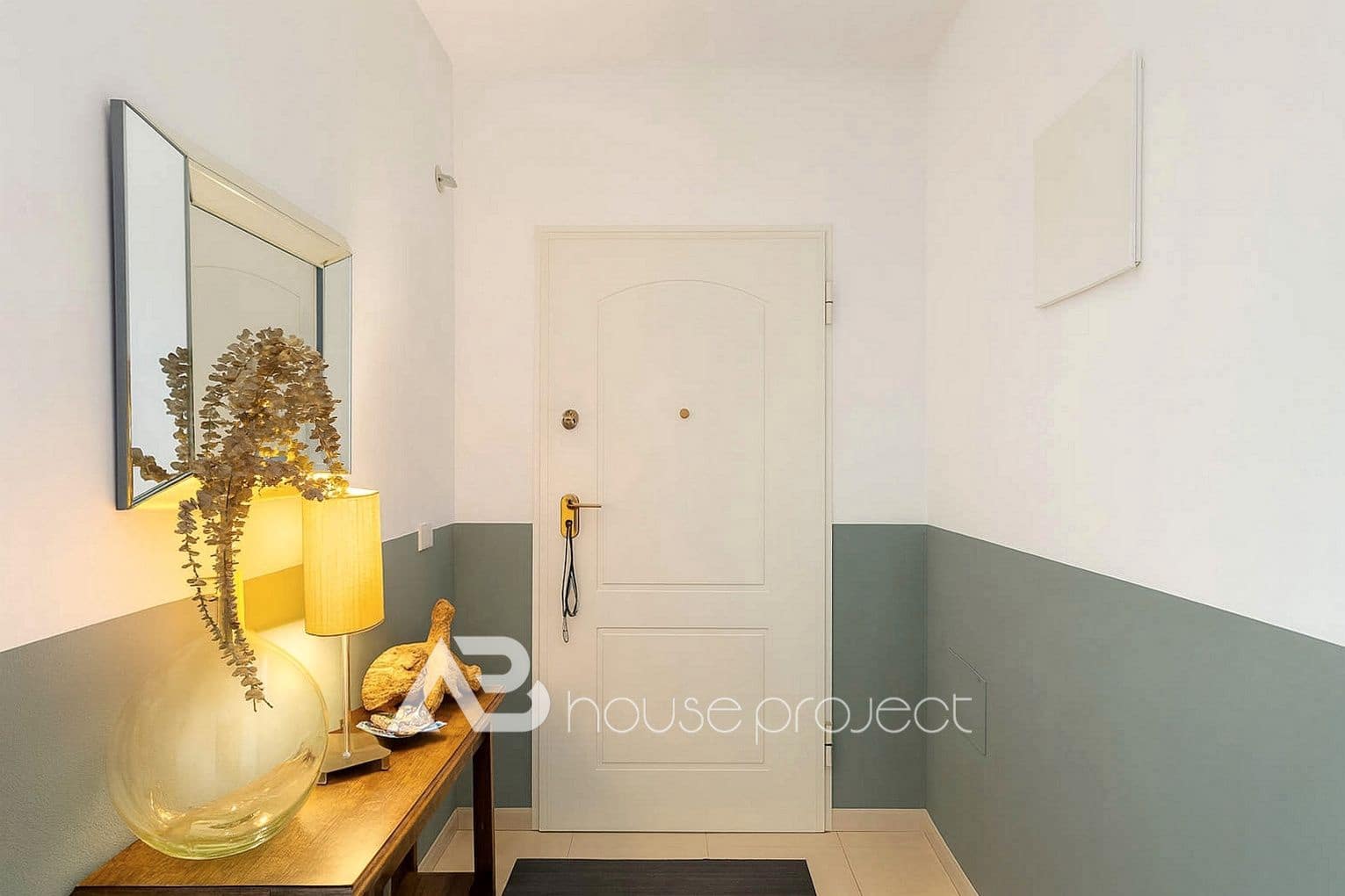 Piso de 2 habitaciones en Arona en venta con piscina garaje - 354.900 € (Ref: 9688648)