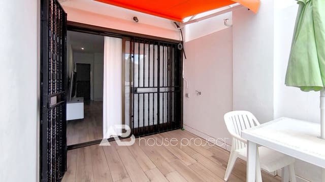 2 chambre Appartement à vendre à Los Cristianos, Arona avec piscine - 350 000 € (Ref: 9723894)