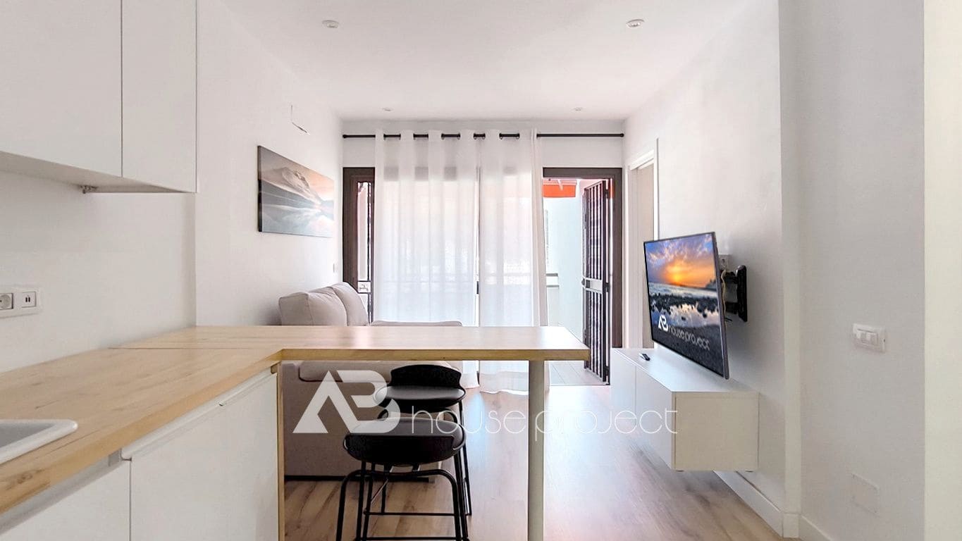 2 chambre Appartement à vendre à Arona avec piscine - 350 000 € (Ref: 9723894)