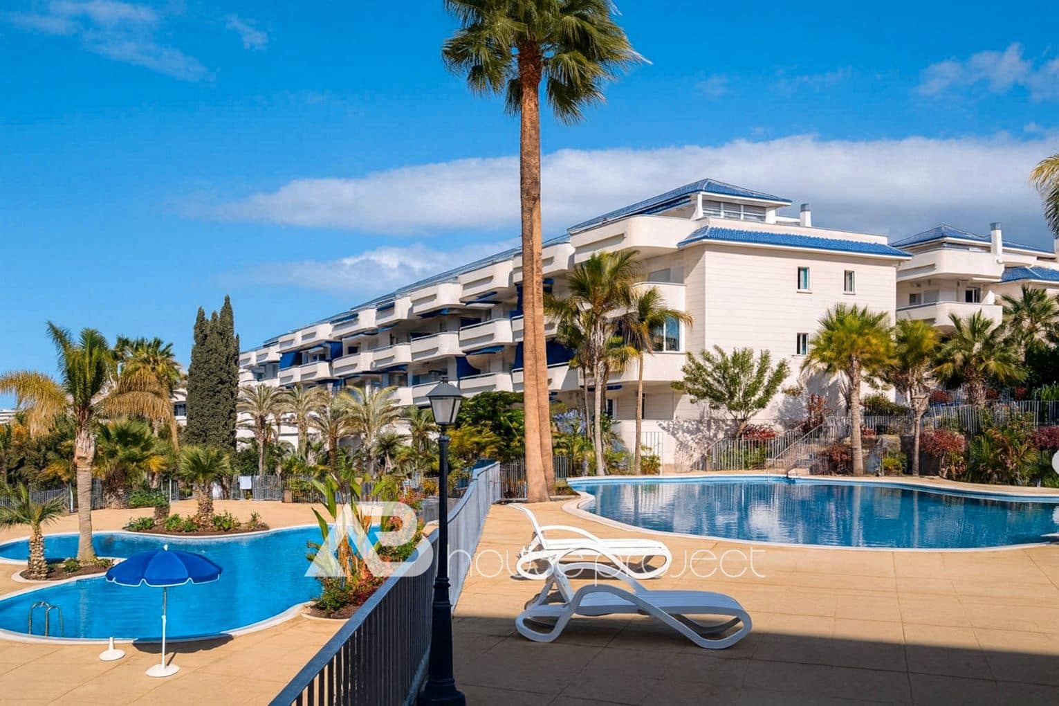 3 sypialnia Mieszkanie na sprzedaż w Arona z basenem garażem - 599 000 € (Ref: 9723895)