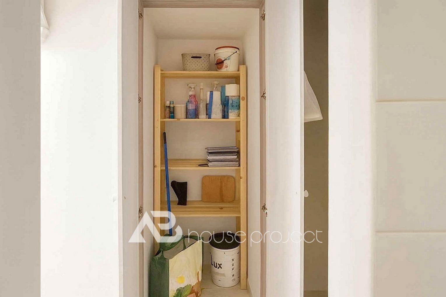 2 bedroom Flat for sale in Arona - € 385,000 (Ref: 9723896)