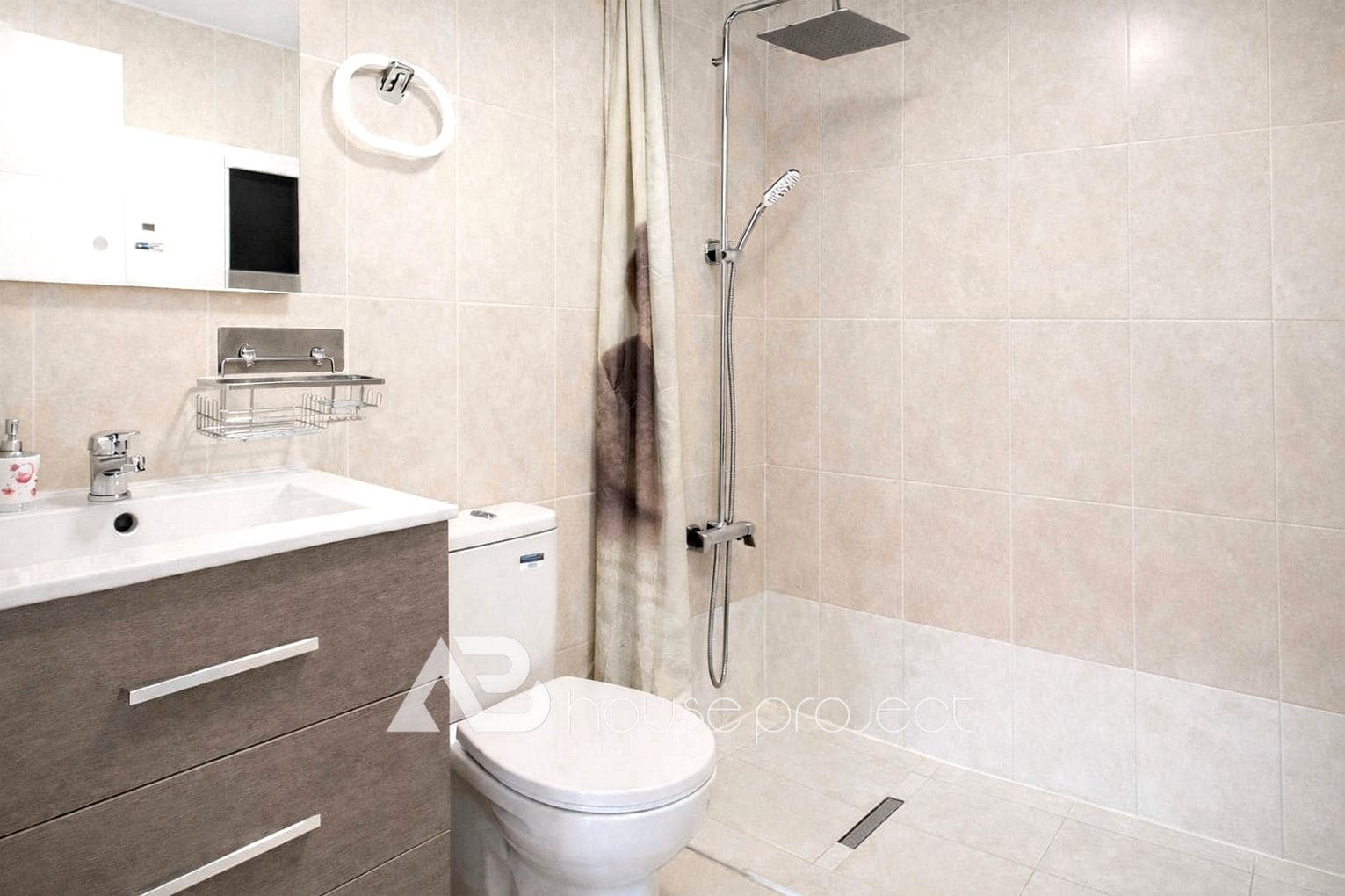 3 bedroom Flat for sale in Arona with pool garage - € 410,000 (Ref: 9723897)