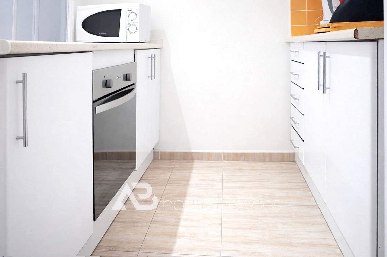 Piso de 2 habitaciones en Arona en venta con piscina garaje - 399.000 € (Ref: 9723899)