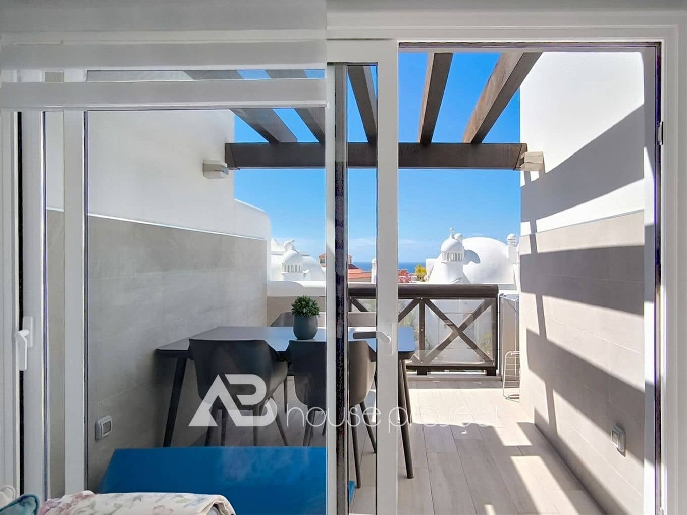 3 bedroom Flat for sale in Adeje with pool garage - € 640,000 (Ref: 9725051)