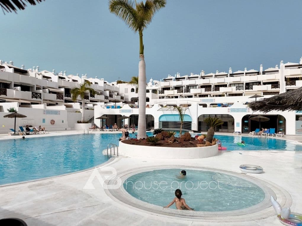 3 bedroom Flat for sale in Adeje with pool garage - € 640,000 (Ref: 9725051)