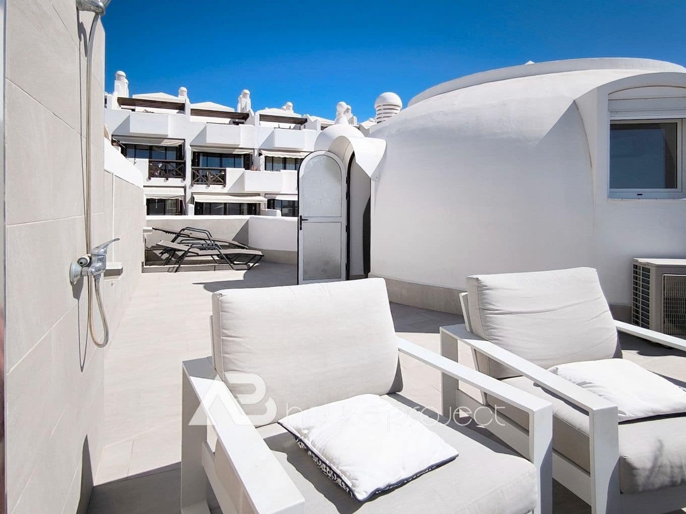 3 bedroom Flat for sale in Adeje with pool garage - € 640,000 (Ref: 9725051)