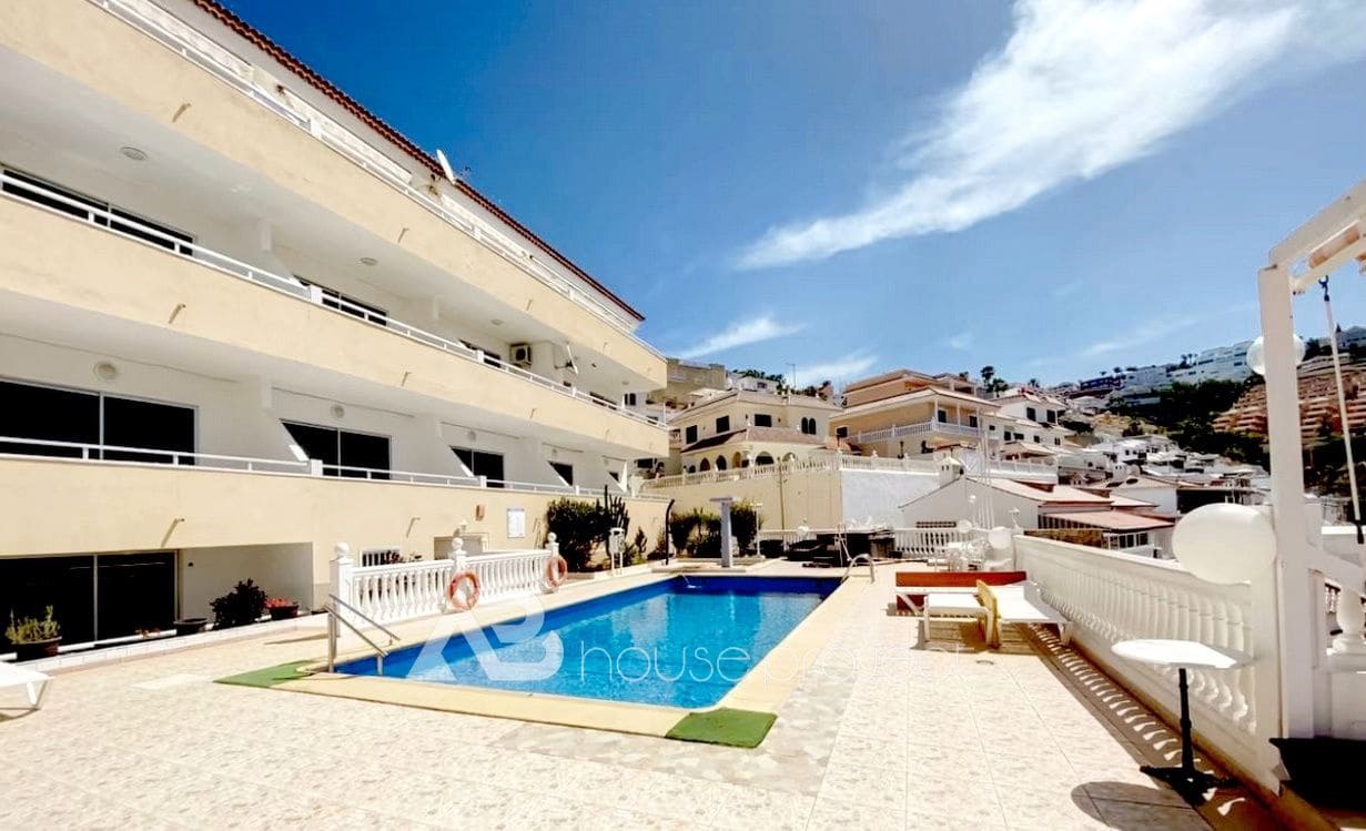 Estudio en Adeje en venta con piscina - 249.000 € (Ref: 9726174)