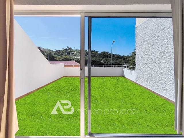 Estudio en San Eugenio Alto, Adeje en venta con piscina - 249.000 € (Ref: 9726174)