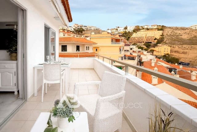 1 bedroom Flat for sale in San Eugenio Alto, Adeje with pool - € 399,000 (Ref: 9726176)