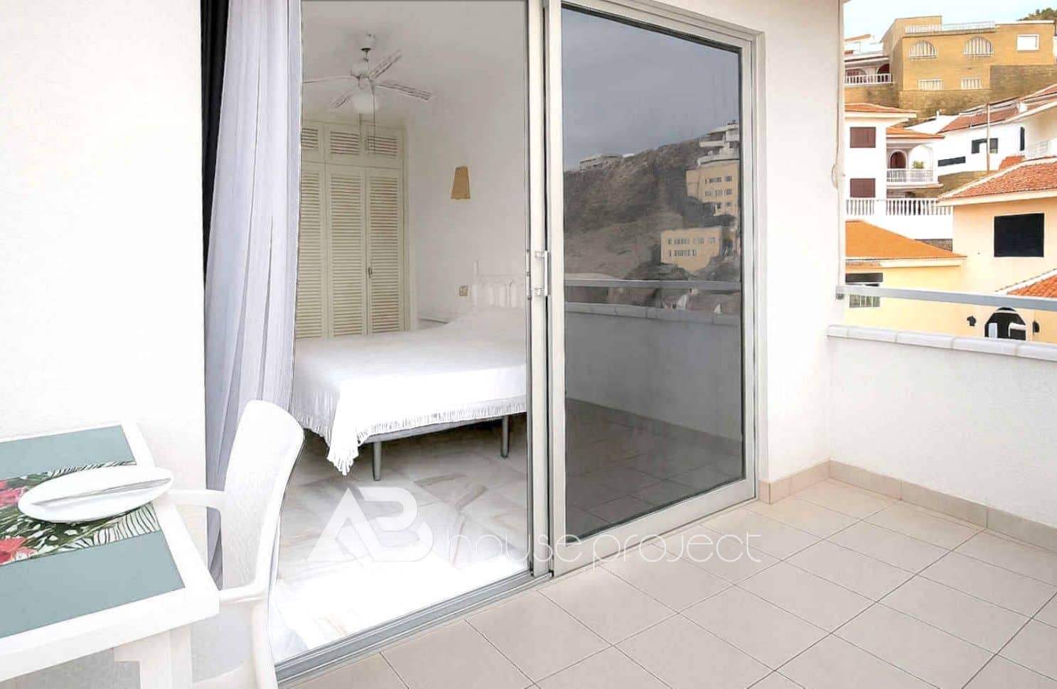 1 bedroom Flat for sale in Adeje with pool - € 399,000 (Ref: 9726176)