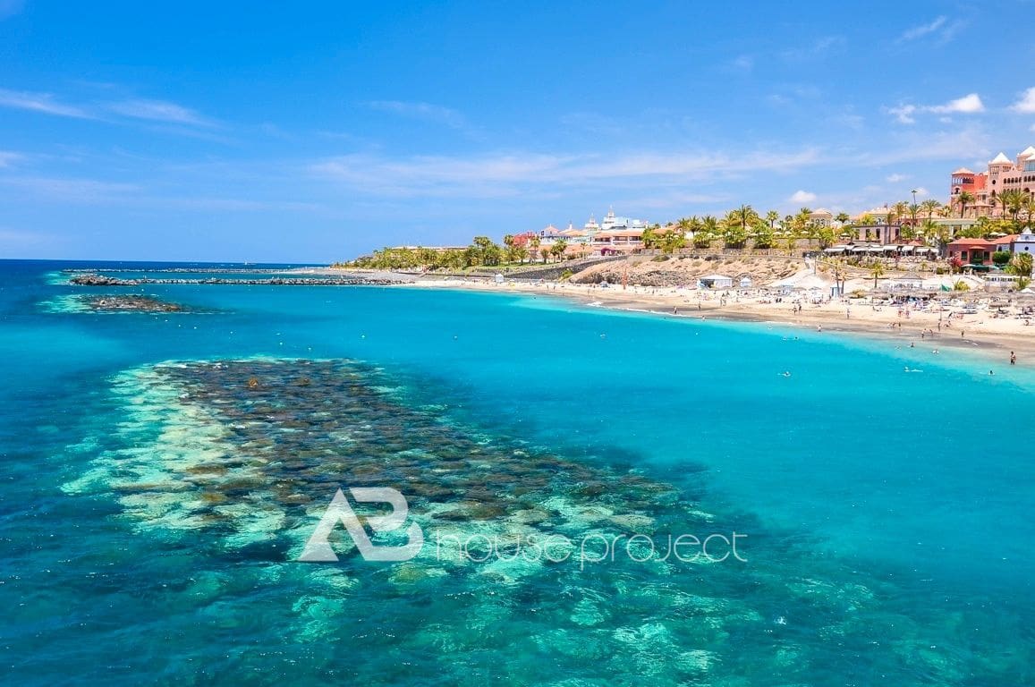 1 bedroom Flat for sale in Adeje with pool - € 399,000 (Ref: 9726176)