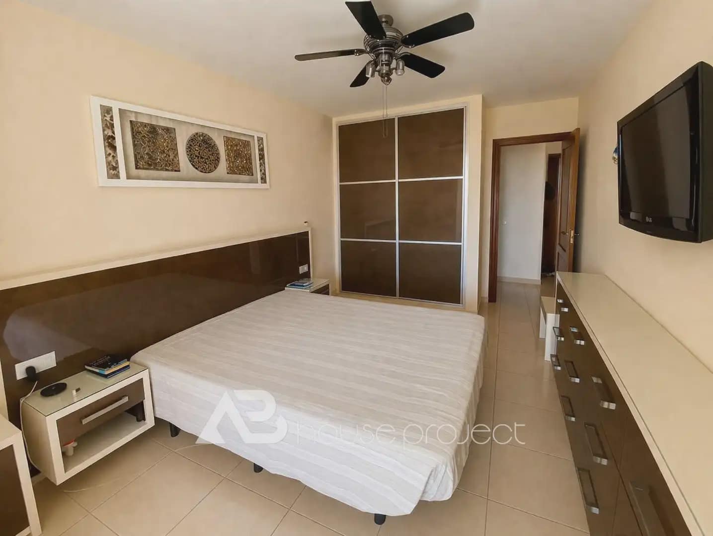 1 slaapkamer Flat te koop in Arona met zwembad garage - € 370.000 (Ref: 9760192)