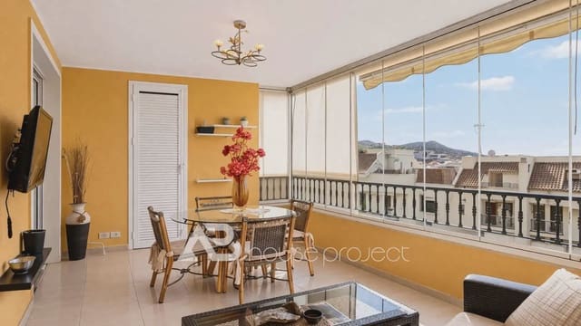 1 slaapkamer Flat te koop in Arona met zwembad garage - € 370.000 (Ref: 9760192)