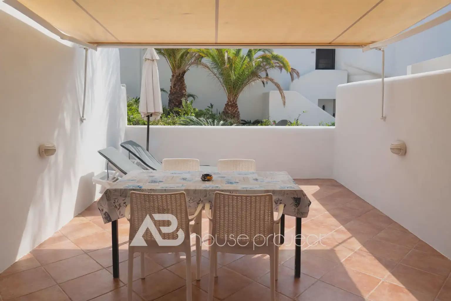 2 quarto Apartamento para venda em Adeje com piscina garagem - 345 000 € (Ref: 9782179)