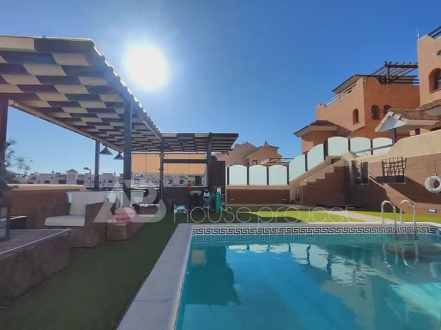 4 slaapkamer Villa te koop in San Miguel de Abona met zwembad garage - € 892.000 (Ref: 9787920)