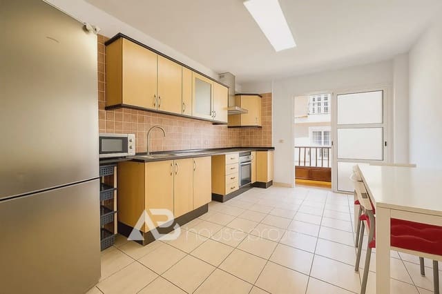 3 sypialnia Dom na sprzedaż w Valle de San Lorenzo, Arona z garażem - 290 000 € (Ref: 9787921)