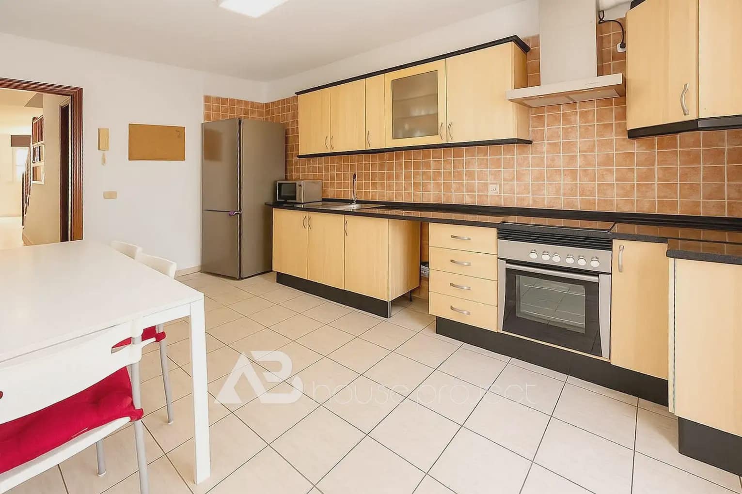 3 sypialnia Dom na sprzedaż w Arona z garażem - 290 000 € (Ref: 9787921)