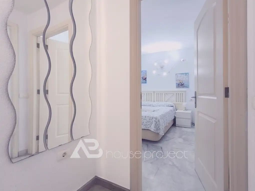 1 chambre Appartement à vendre à Arona avec piscine - 285 000 € (Ref: 9788021)