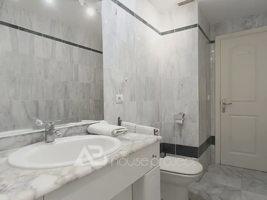 1 chambre Appartement à vendre à Arona avec piscine - 285 000 € (Ref: 9788021)