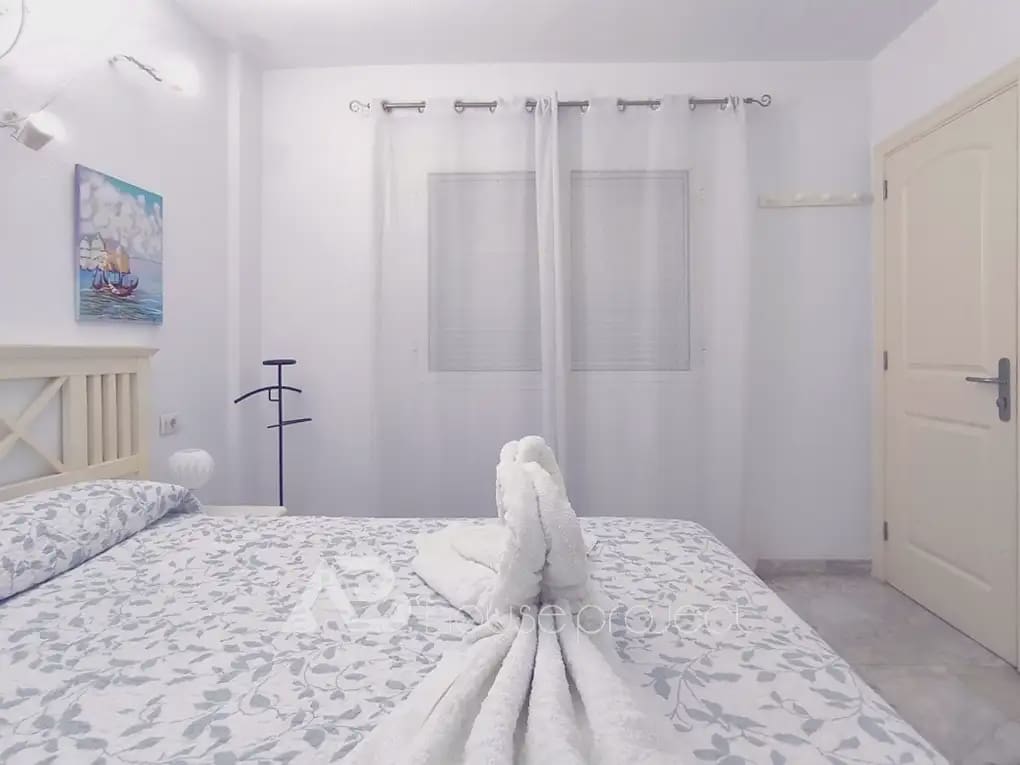 1 chambre Appartement à vendre à Arona avec piscine - 285 000 € (Ref: 9788021)