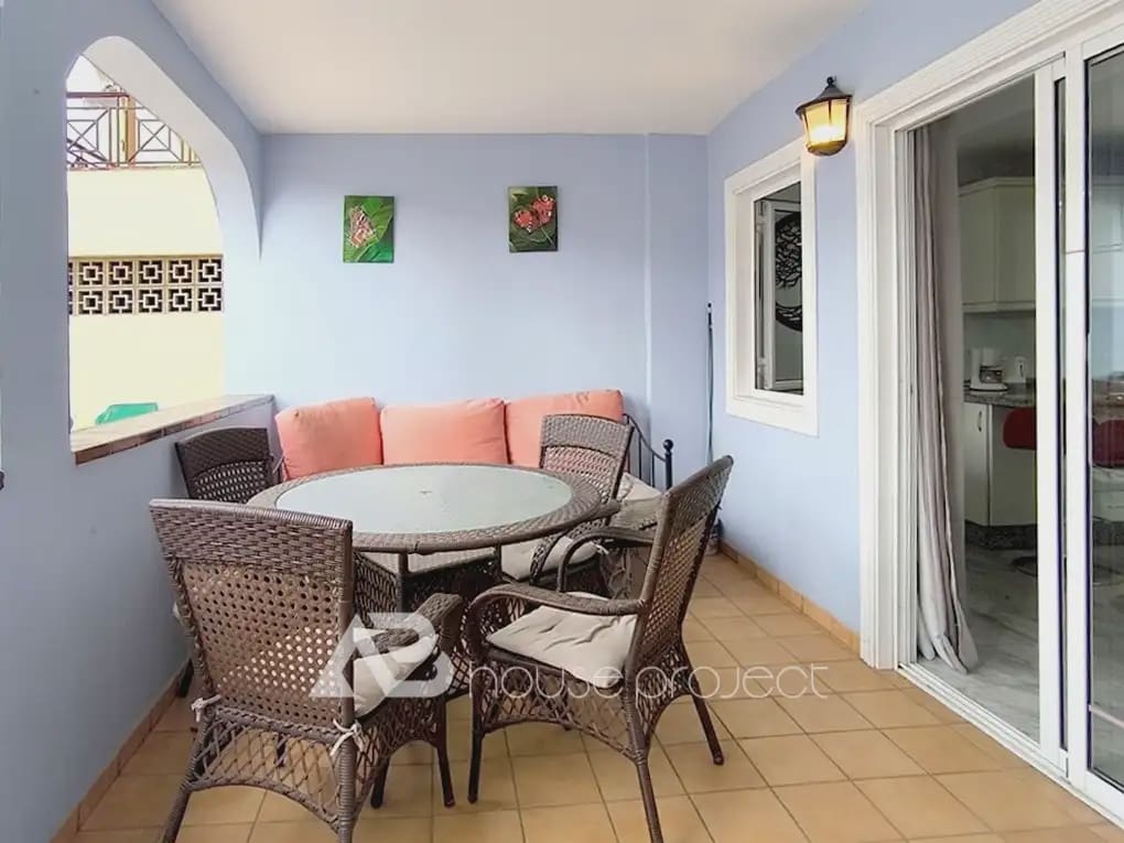 1 chambre Appartement à vendre à Arona avec piscine - 285 000 € (Ref: 9788021)