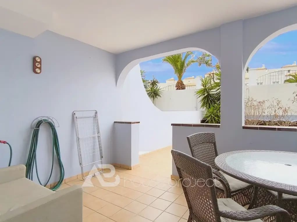 1 chambre Appartement à vendre à Arona avec piscine - 285 000 € (Ref: 9788021)