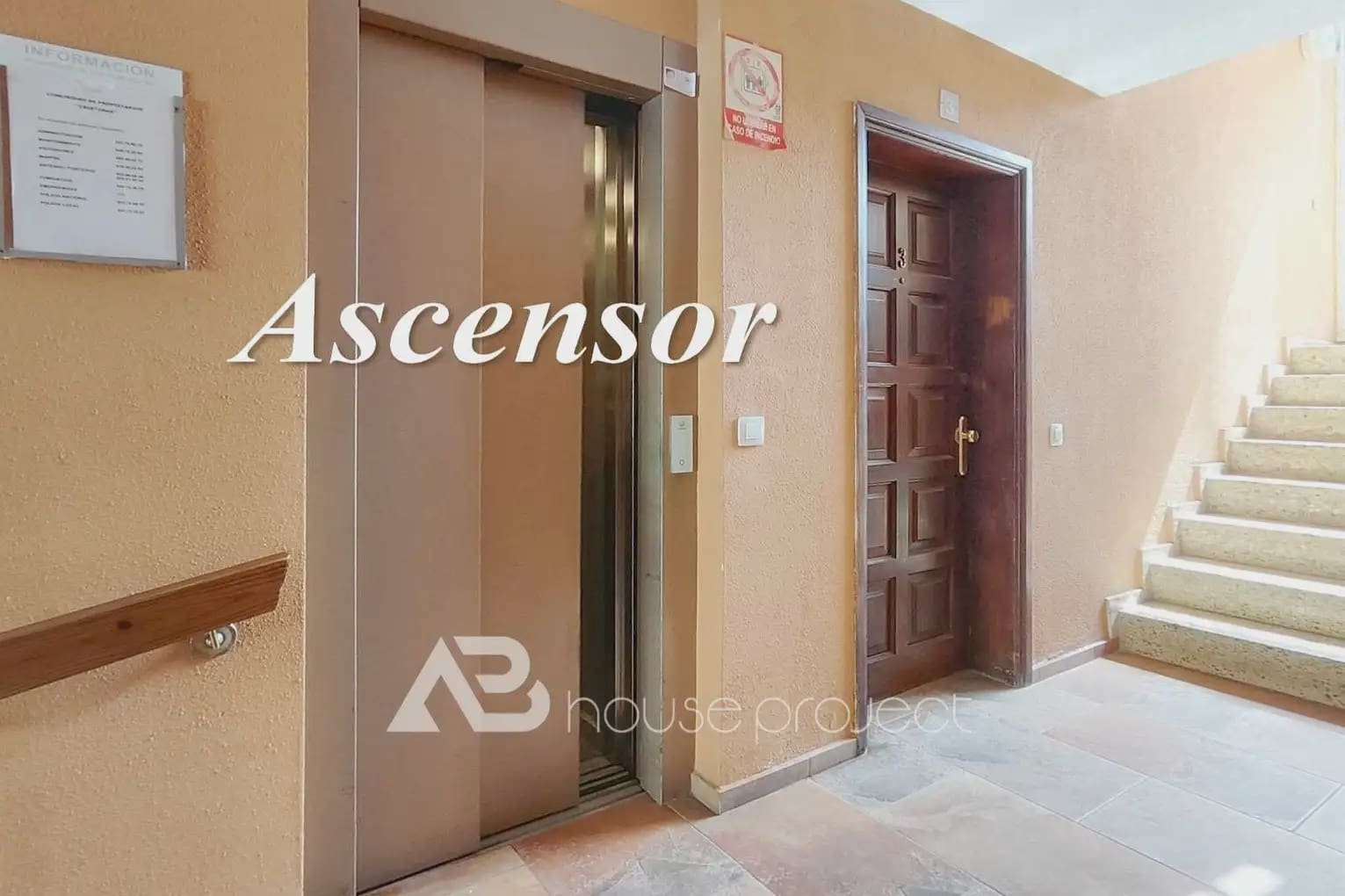 3 quarto Apartamento para venda em Arona com piscina garagem - 410 000 € (Ref: 9788025)