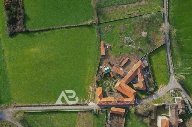 10 makuuhuone Hotelli myytävänä paikassa Monterroso - 1 245 000 € (Ref: 9788026)