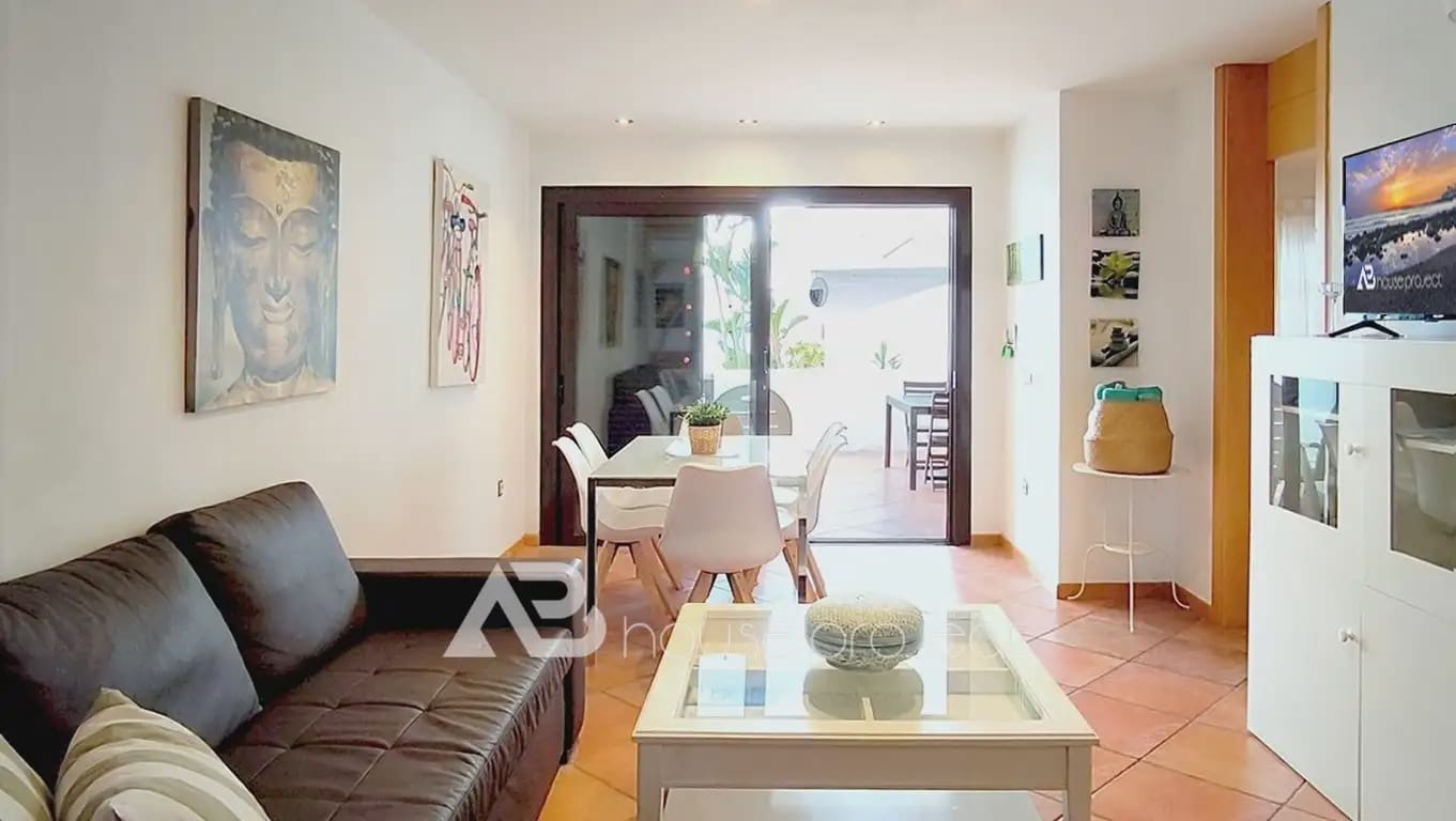 3 Zimmer Wohnung zu verkaufen in Adeje mit Pool - 425.000 € (Ref: 9788027)