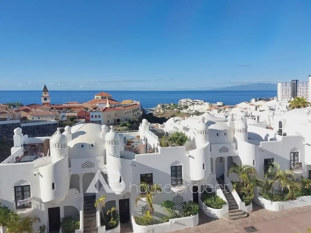 3 Zimmer Wohnung zu verkaufen in Adeje mit Pool - 425.000 € (Ref: 9788027)