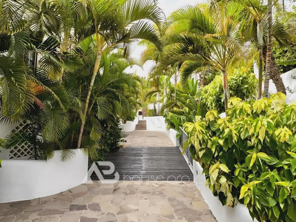 3 Zimmer Wohnung zu verkaufen in Adeje mit Pool - 425.000 € (Ref: 9788027)