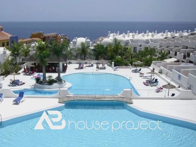 2 makuuhuone Asunto myytävänä paikassa Callao Salvaje - Playa Paraíso, Adeje mukana uima-altaan 
autotalli - 475 000 € (Ref: 9788028)