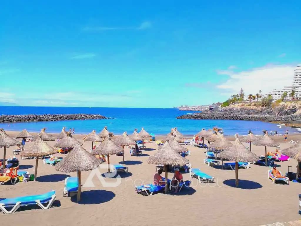 2 makuuhuone Asunto myytävänä paikassa Arona mukana uima-altaan - 490 000 € (Ref: 9788833)