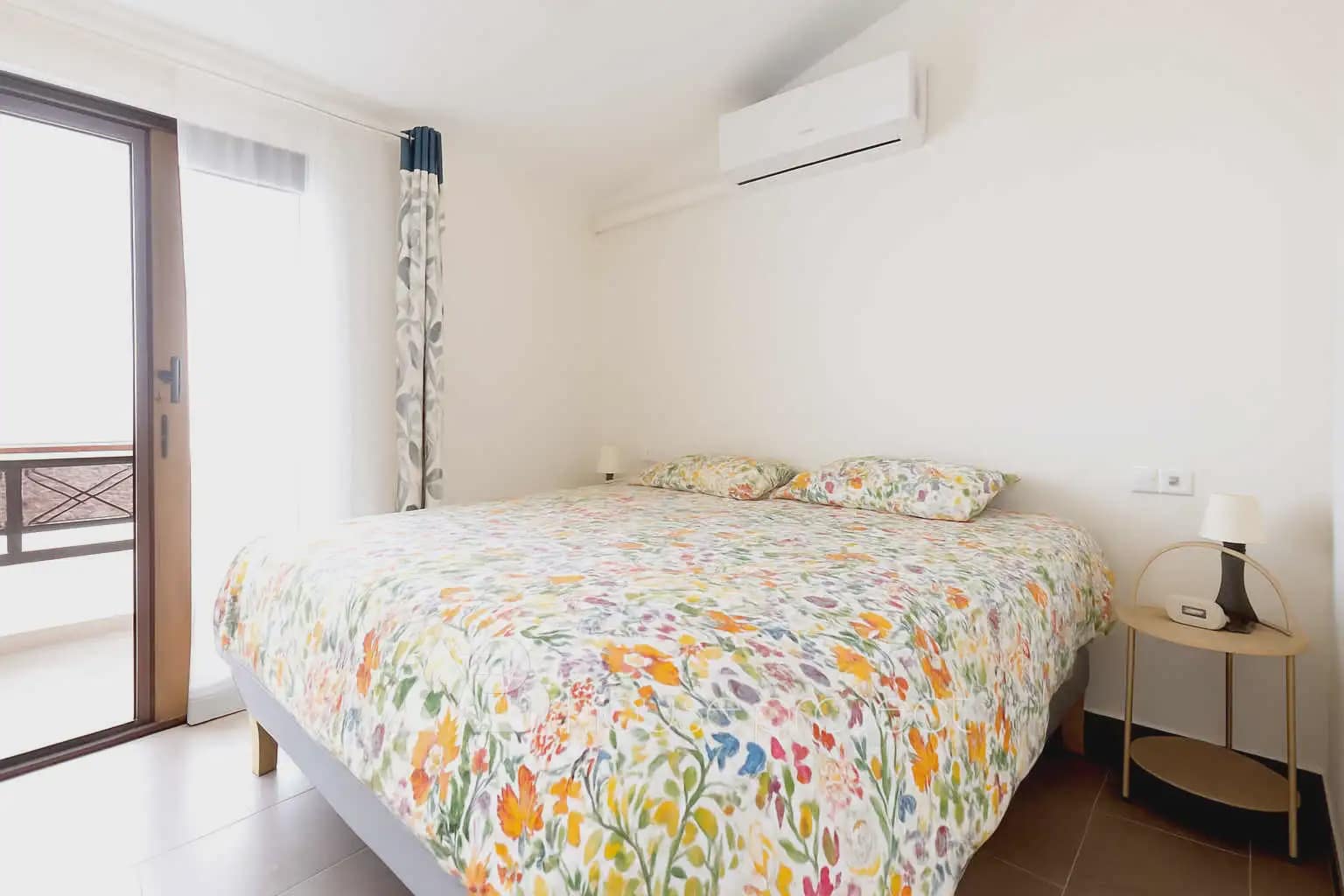 2 soveværelse Penthouse til salg i Arona med swimmingpool garage - € 325.000 (Ref: 9788834)