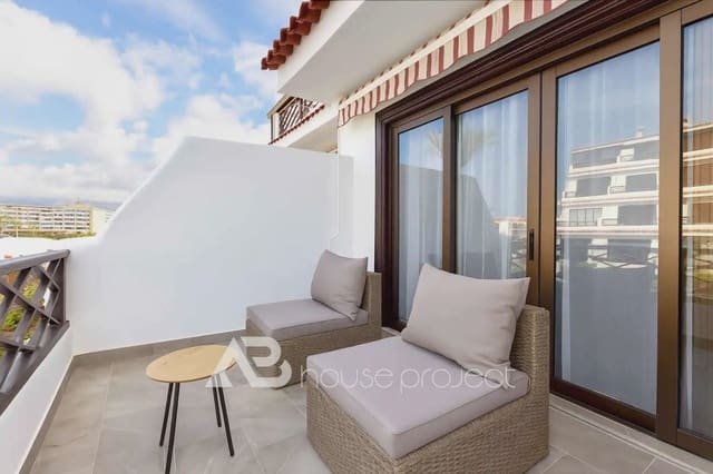 2 soveværelse Penthouse til salg i Costa del Silencio, Arona med swimmingpool garage - € 325.000 (Ref: 9788834)