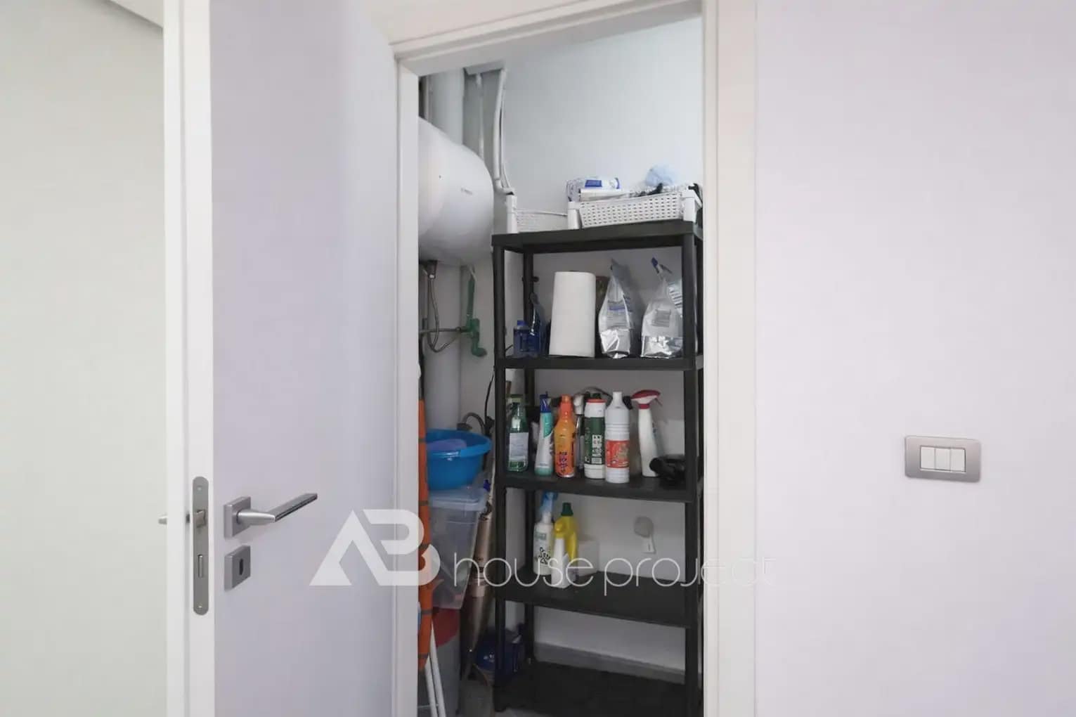 4 camera da letto Villa in vendita in Arona con garage - 478.000 € (Rif: 9788835)