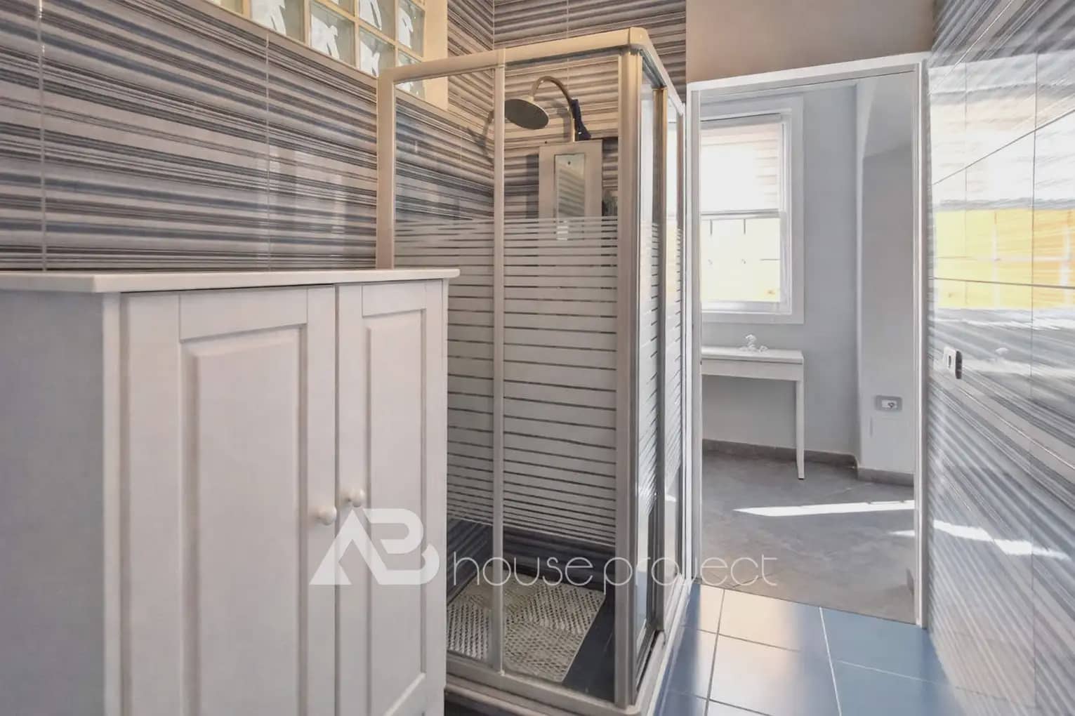 4 camera da letto Villa in vendita in Arona con garage - 478.000 € (Rif: 9788835)