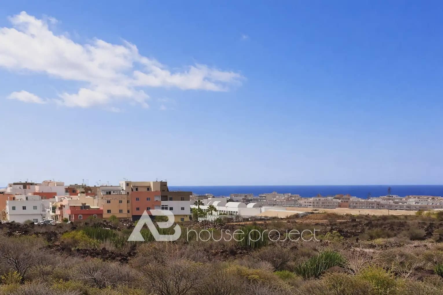 4 camera da letto Villa in vendita in Arona con garage - 478.000 € (Rif: 9788835)