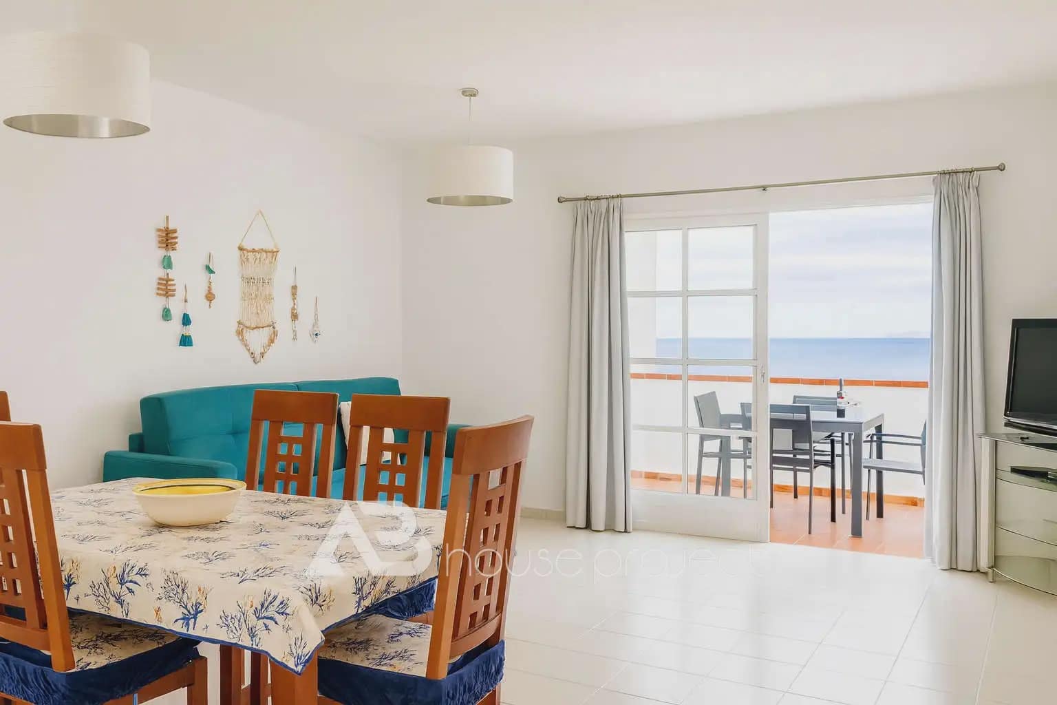 Piso de 1 habitación en Adeje en venta con piscina garaje - 320.000 € (Ref: 9788836)