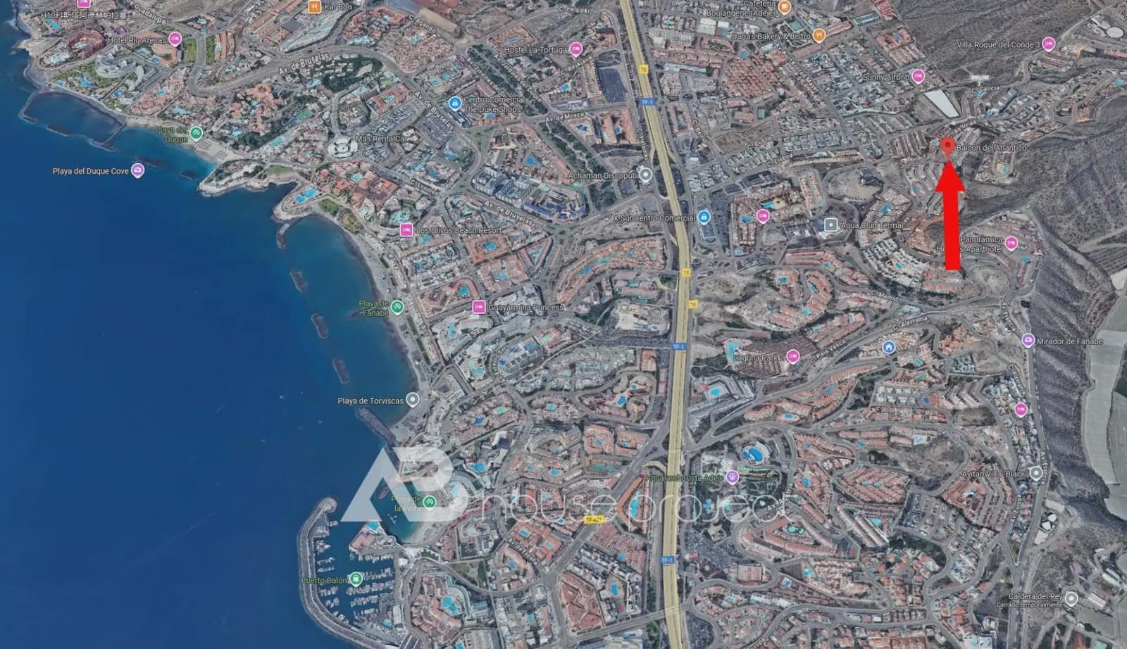 Piso de 1 habitación en Adeje en venta con piscina garaje - 320.000 € (Ref: 9788836)