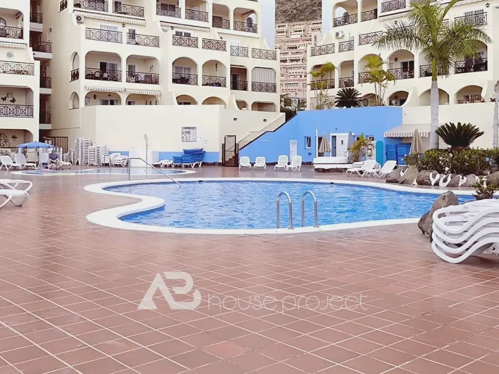 1 slaapkamer Flat te koop in Arona met zwembad - € 285.000 (Ref: 9829900)